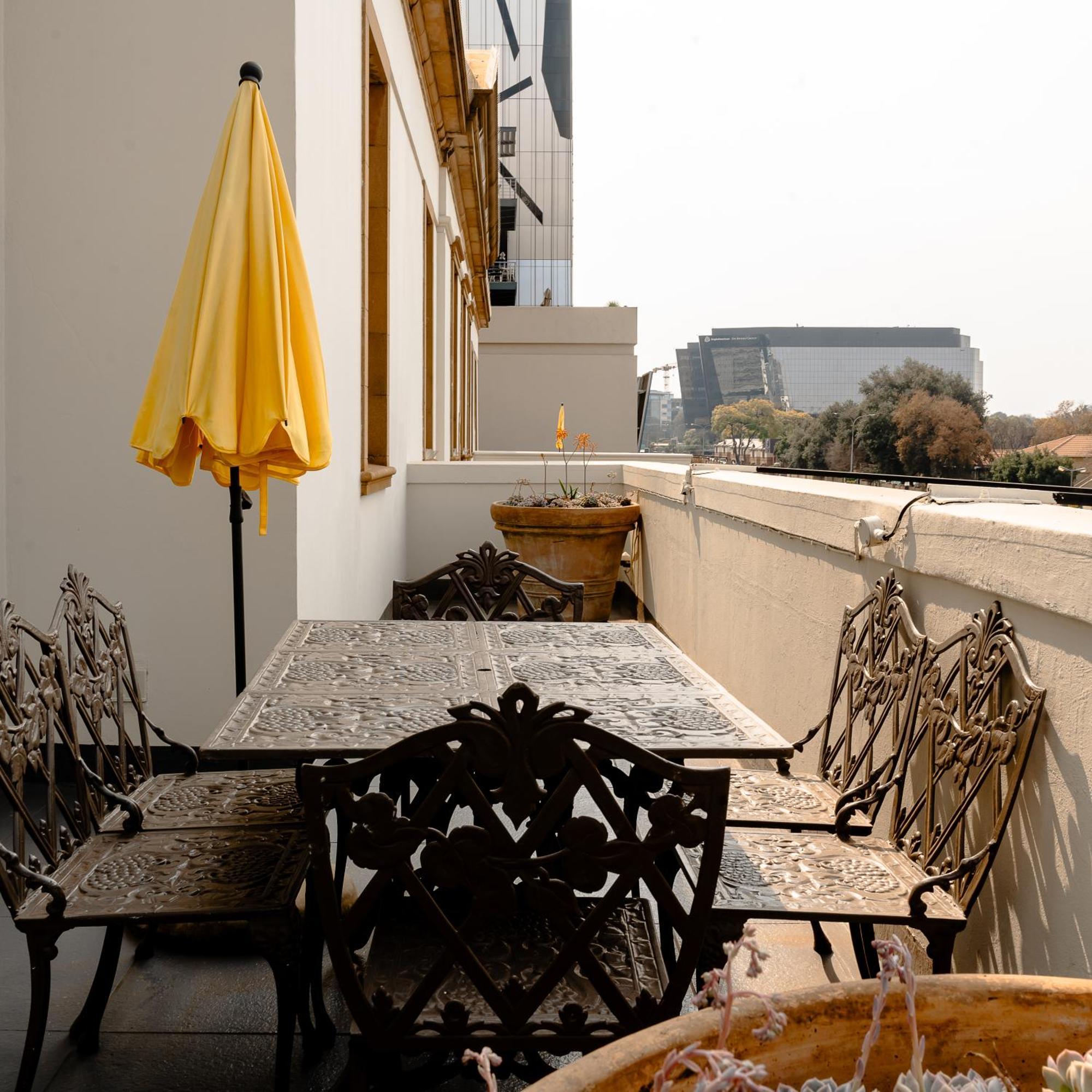 The Monarch Hotel Johannesburgo Exterior foto